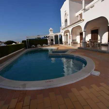 Holiday home Vivenda Roseiral