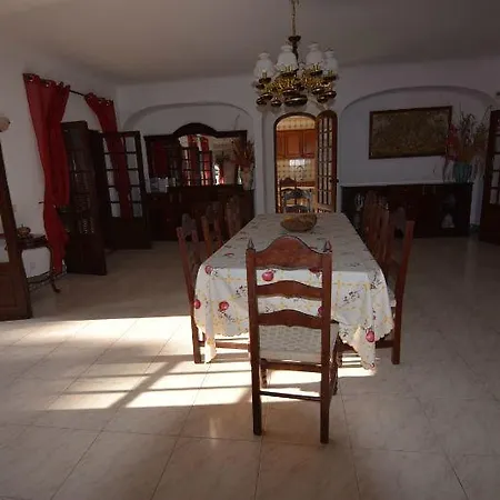 Vivenda Roseiral Holiday home *