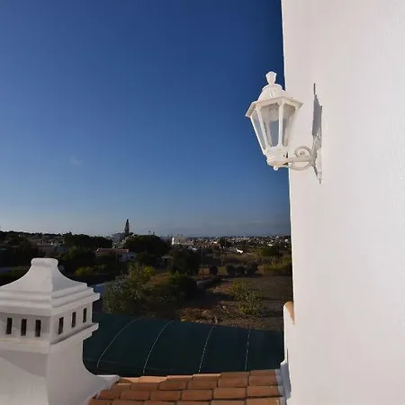 Holiday home Vivenda Roseiral