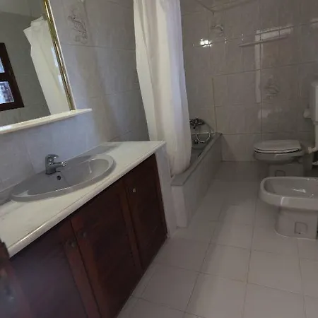 Holiday home Vivenda Roseiral