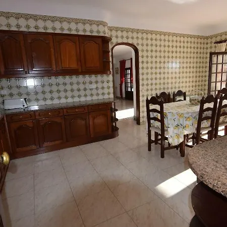Vivenda Roseiral Holiday home Albufeira