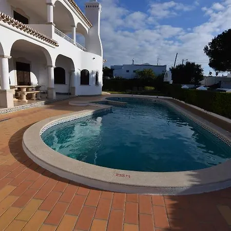 Vivenda Roseiral Holiday home Albufeira
