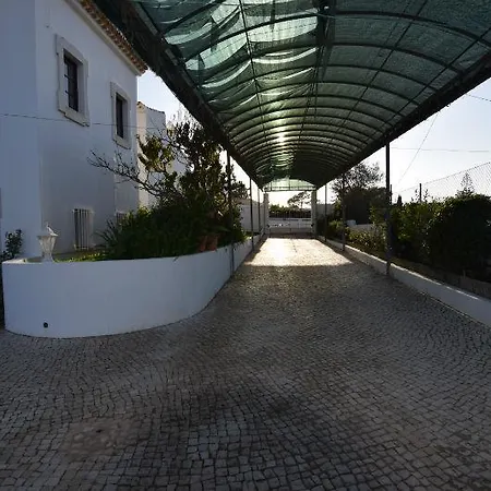 Vivenda Roseiral